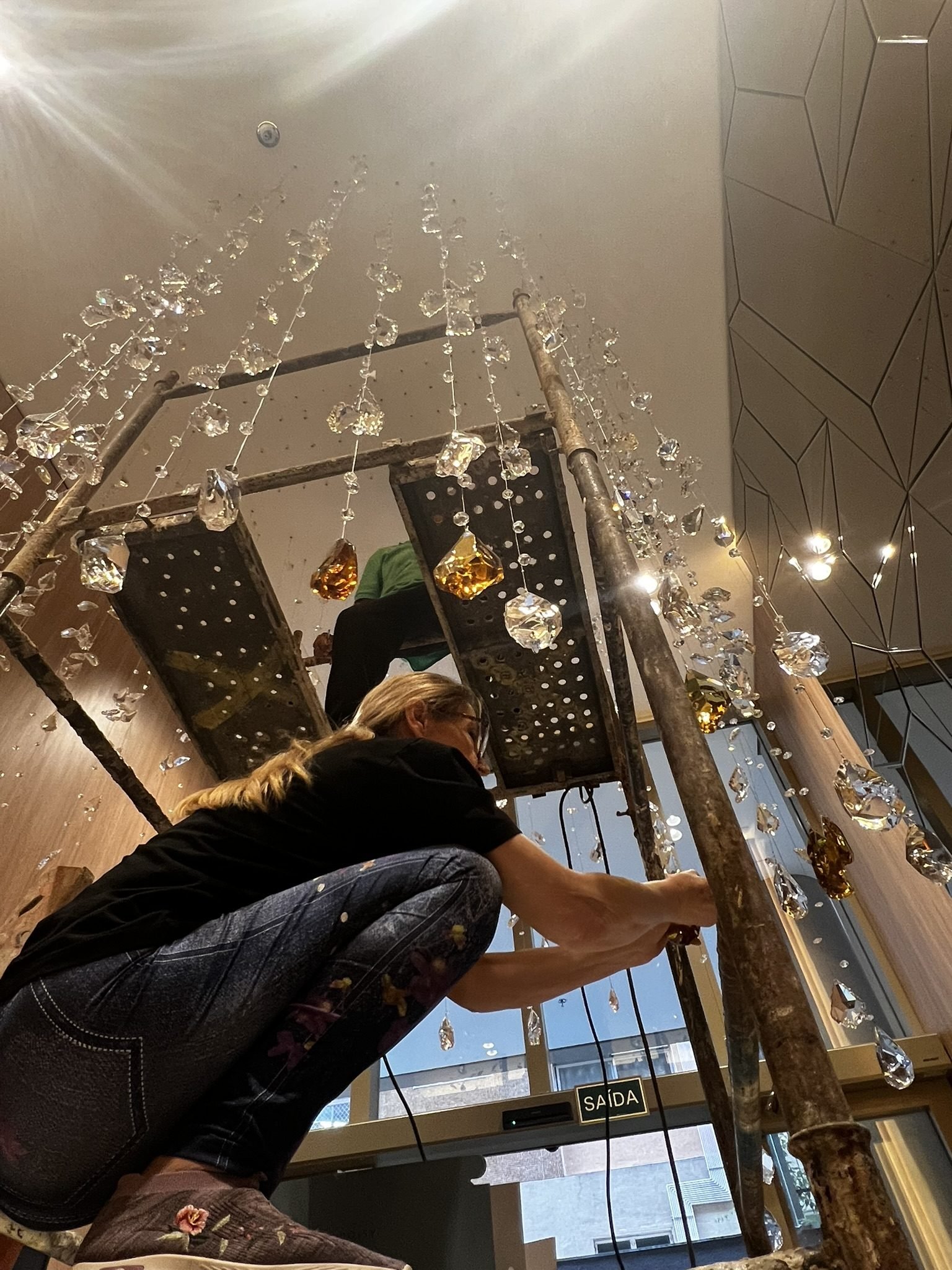 Como Limpar um Lustre de Cristal Sem Danificar as Peças
