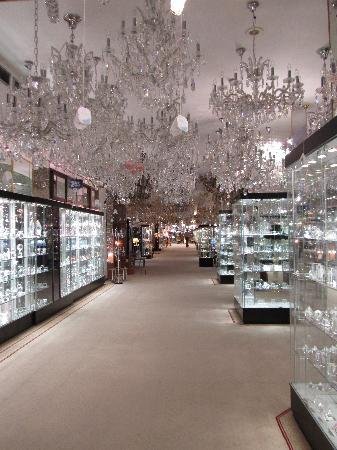 Showroom de cristal Asfour